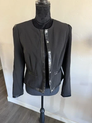 Blazer Larry Levine negro de tela elástica con ribete de imitación de cuero. Talla S Foto 1 de 4
