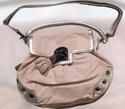 BETSEY JOHNSON Cuero Taupe Solapa Pom-Pom Borla Bolso de Hombro con Etiqueta Foto 1 de 4