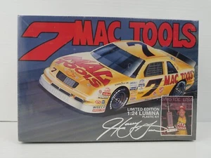 Harry Gant #7 Mac Tools 1:24 Scale Plastic Model Kit Monogram HG1241993 - Picture 1 of 6