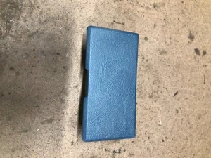 88-94 Chevy GMC C1500 K1500 Ext. Cab Back Seat Ash Tray Blue 15546497 - Picture 1 of 6