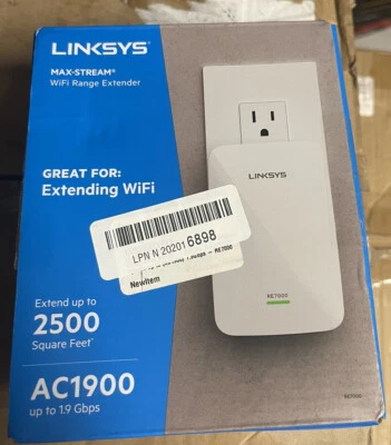 Linksys RE7000 Max Stream AC1900 Gigabit Range Extender WiFi Booster Repeater - Image 1 of 4