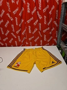 Pantaloncini Swindon Town FC - Taglia Large Adidas BELLE CONDIZIONI - Foto 1 di 9