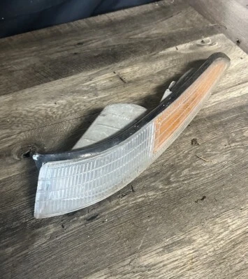 1990 1991 Mitsubishi Eclipse / Eagle Talon Driver Left Front Bumper Light OEM - Image 1 of 4