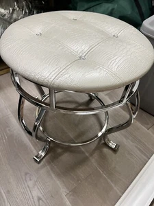 Signature Design by Ashley Zarollina Bedroom Vanity Upholstered Stool Silver - Picture 1 of 2