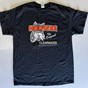 Hooters The Original Clearwater 35 Year Anniversary T-shirt- Black -Large - Picture 1 of 2