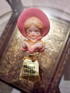 Porzellan Weihnachtslied ~ hergestellt von Merri Bells (2" x 3") - Bild 1 von 2