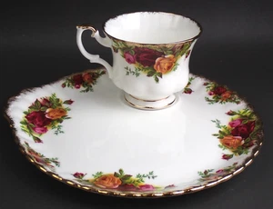 HTF Vintage Royal Albert Old Country Roses snack dessert piatto pranzo e tazza usato in ottime condizioni - Foto 1 di 5