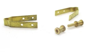Amati 4370/06 - 1 soporte de timón bisagra de latón 5-6 mm rastreado 48 postes - Imagen 1 de 14
