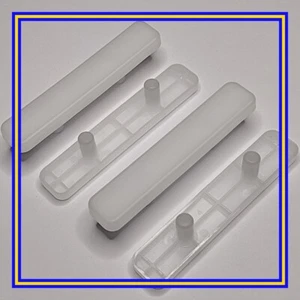 153548 X 4 IKEA White Plastic Feet, Push On - Picture 1 of 4