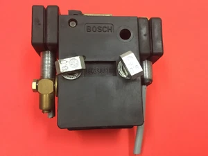 Bosch - P/N: 0842-900-300 - Stop Gate Latch - Picture 1 of 6