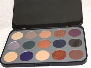 Authentic NIB BH COSMETICS Glam Reflection Smoke 15 Color Eyeshadow Palette - Picture 1 of 12