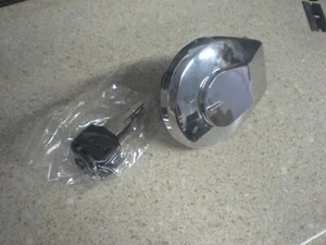NOS OEM Honda Fuel Filter Cap 1982-84 VF750 17620-MB1-043 - Picture 1 of 3