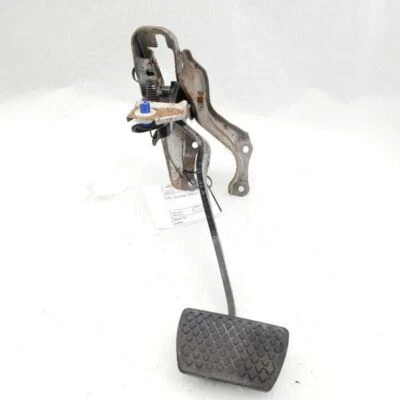 Conjunto de pedal de parada de pie de freno de estacionamiento Honda CR-V 2017-2020 OEM Foto 1 de 4