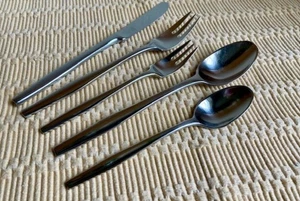 Dansk VARIATION V Stainless Flatware Silverware - 5 Piece Setting (Korea) - Picture 1 of 3