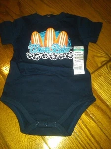 NUEVO CON ETIQUETAS BODY DE MANGA CORTA OKIE DOKIE PARA NIÑOS TABLAS DE SURF WAVE RIDER 6-9 MOS - Imagen 1 de 1