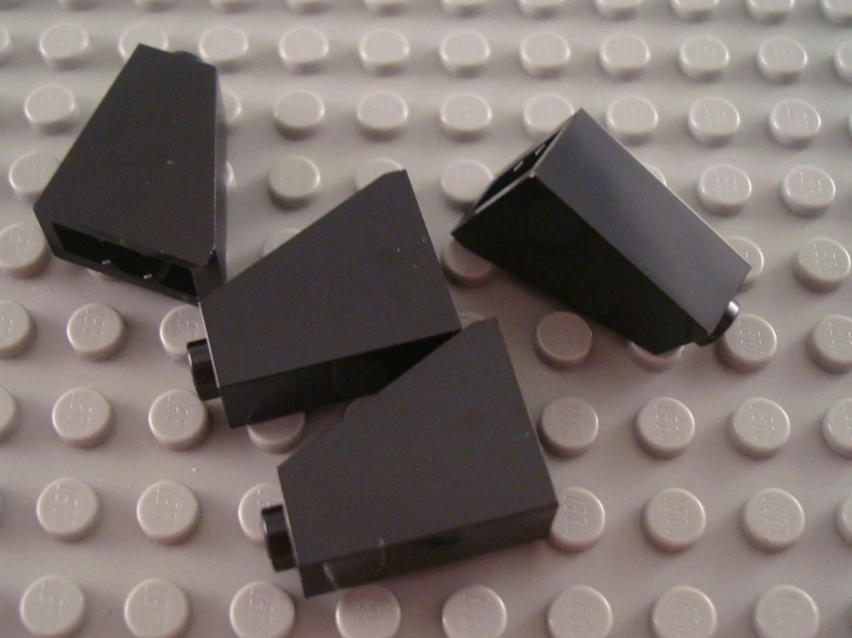 New LEGO Lot of 4 Black 2x1x2 Slope Parts - Image 1 of 1
