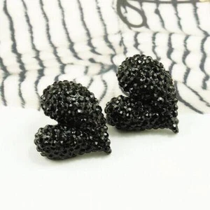 Elegantes Pendientes de Corazón Retorcido Diseño Hechos con Cristal Swarovski Negro azabache - Imagen 1 de 2