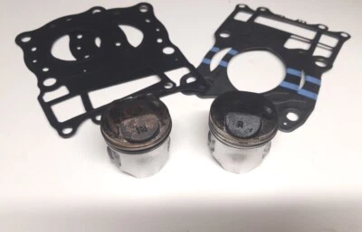 Pistons avant et arrière 125 Varadero / Shadow + joints culasses et embase - Imagen 1 de 4