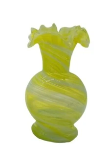 Hand Blown Yellow Swirl Art Glass Vase Ruffled Top 7 Inches High - Picture 1 of 5