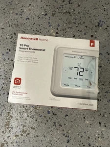 Honeywell Home T6 Pro Series WiFi Thermostat TH6220WF2006, Programmable - Picture 1 of 3