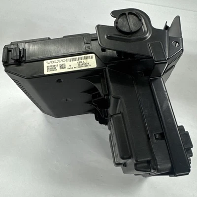 2005-2014 Volvo XC90 S80 S60 V70 Central Electronic Control Module CEM 30728542 - Image 1 of 4