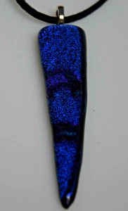 Hecho en EE. UU. Colgante de Vidrio Dicroico Fundido con Collar de Cuero Suave de 18" P36 - Imagen 1 de 5