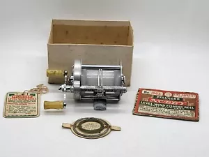 Pflueger Reel No. 1963 NOBBY Level Wind Fishing Reel With Box And Line Starter - Picture 1 of 15