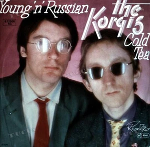 The Korgis - Young 'N' Russian 7in (VG/VG) .* - Picture 1 of 1