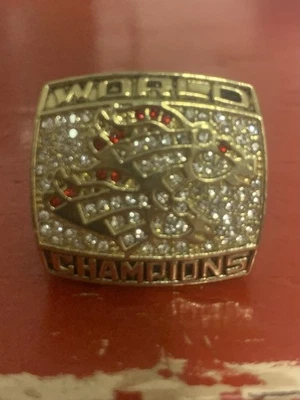 John Elway Broncos Super Bowl XXXIII Ring Replica 1998 Champs Back 2 Back - Image 1 of 4