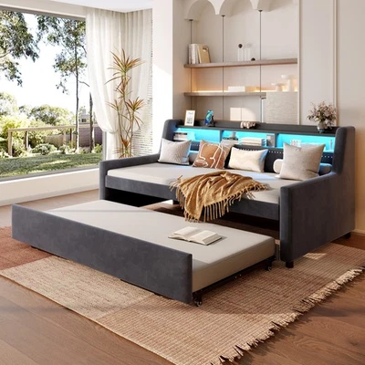 Sofá cama tamaño doble con nido, tapizado sofá cama con estación de carga de luz LED Foto 1 de 4