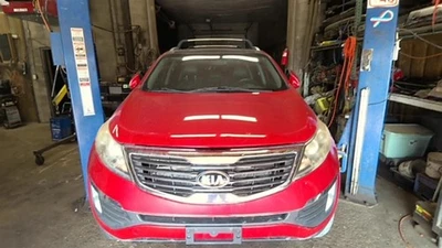 Used Air Cleaner Assembly fits: 2013 Kia Sportage 2.0L California emissions SULE - Image 1 of 4