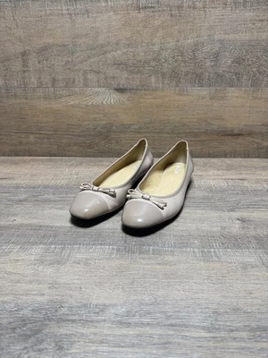 Zapatos planos de ballet Geox Palmaria de cuero beige para mujer talla EU 40 Foto 1 de 4