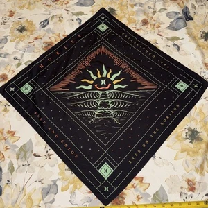 Hurley Eyes On The Horizon Bandana Black Breathable Quick-Dry Lightweight - Picture 1 of 7