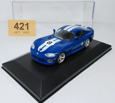 Dodge Viper Racing No. 8 - 1996 (1/43) con estuche y soporte. Foto 1 de 4