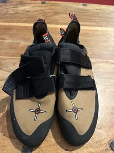 Anasazi 5.10 Climbing Boots - Picture 1 of 4