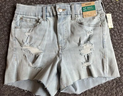 NUEVO CON ETIQUETAS Aeropostale tiro alto curvilíneo midi 3” entrepierna desgastado pantalones cortos jeans mamá jeans Foto 1 de 4