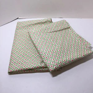 2 Pieces Green Pink White Geometric Fabric 100% Cotton - Picture 1 of 5