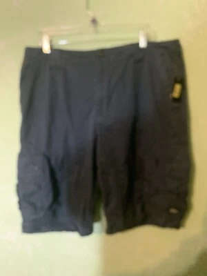Buffalo David Bitton Cargo Shorts Size 38 NWT - Image 1 of 4