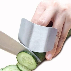 Kitchen Finger Hand tector Guard Steel Chop Cook-Tool Slic NEW - Bild 1 von 11