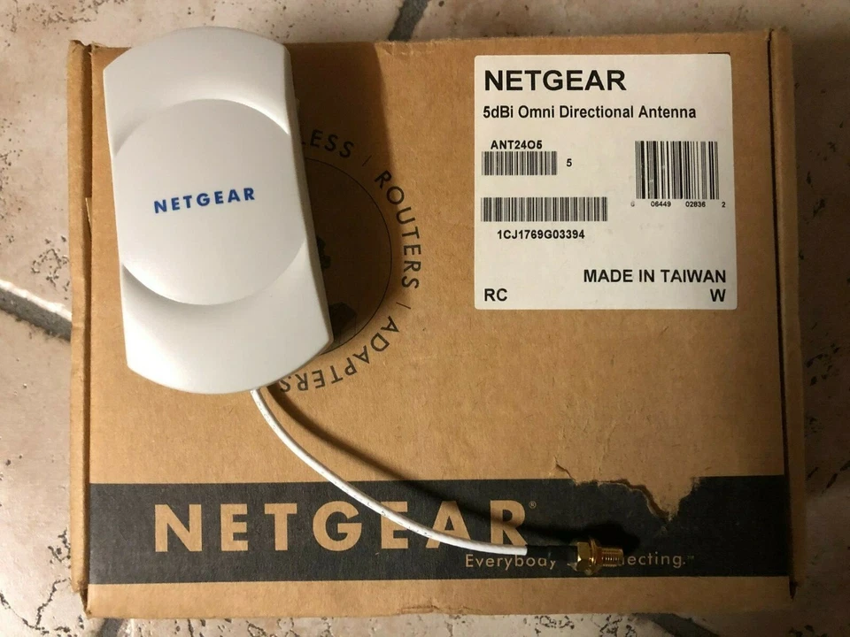 NetGear 5 dBi Omni Directional Antenna ANT2405 - Immagine 1 di 1