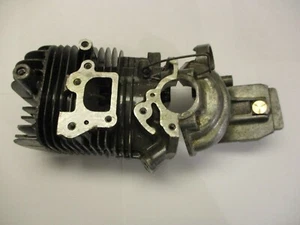 NEW MCCULLOCH 510 CRANKCASE  PN 93764 - Picture 1 of 7