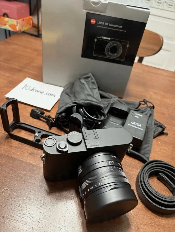 SOLO POR $1,870 AT ✅️10DRONE. COM✅️ Cámara digital SLR Leica Q2 47,3 MP USADA Foto 1 de 4