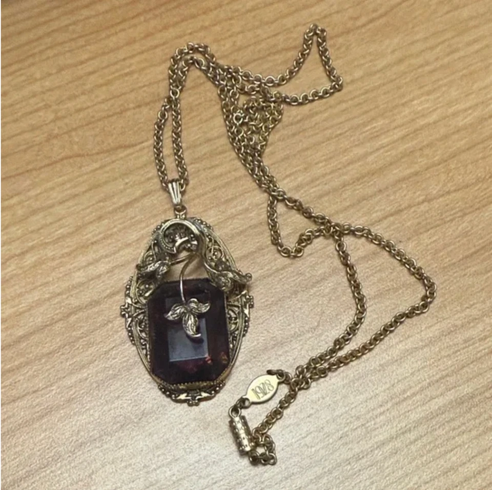 Elegante collar colgante vintage de oro y púrpura de 1928 Foto 1 de 1