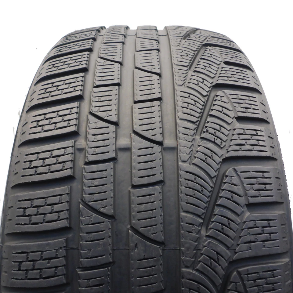 245 35 20 1x Pirelli 245/35 R20 91V Sottozero 240 Sii N0 Pneus 2015 5,5mm - Photo 1/4
