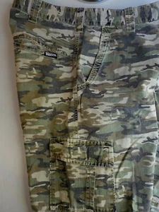 RUSTY Mens Flat Front Camouflage Cargo Shorts Cotton Green, Brown, Beige SZ 32 - Picture 1 of 5