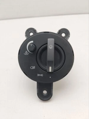 Interruttore Luce Aston Martin Vantage Coupe 2009 8D3311654AB - Immagine 1 di 4