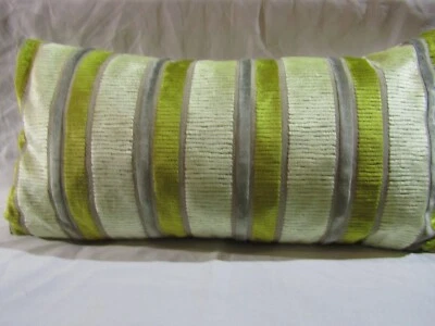 Designers Guild Velvet Piomba Moss Cushion Cover - Image 1 of 4