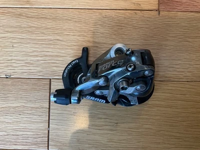 SRAM Force 10 速后变速器短笼黑色 28T 最大 — 第 1/2 张图片