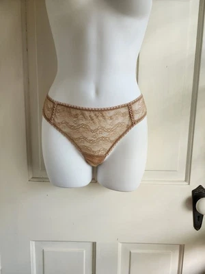 Bragas de encaje beige b.tempt'd talla 7-L Foto 1 de 4