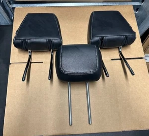 2018-2022 Ford Ecosport Rear Seat Headrests Head Rests Set of 3 Black Leather - Bild 1 von 3